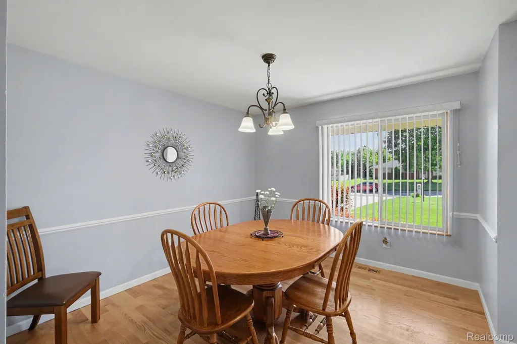 5504 Antoinette Drive Grand Blanc Charter Township MI 48439