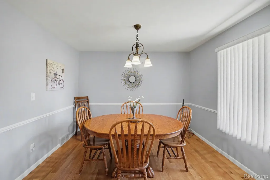 5504 Antoinette Drive Grand Blanc Charter Township MI 48439