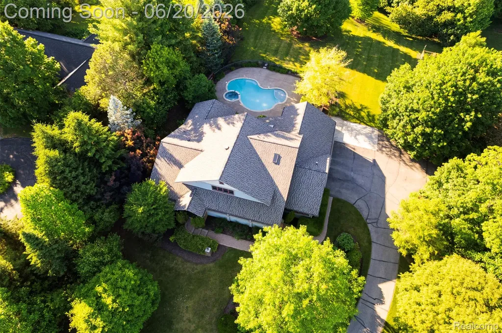 8861 Pleasantview Salem Township MI 48168