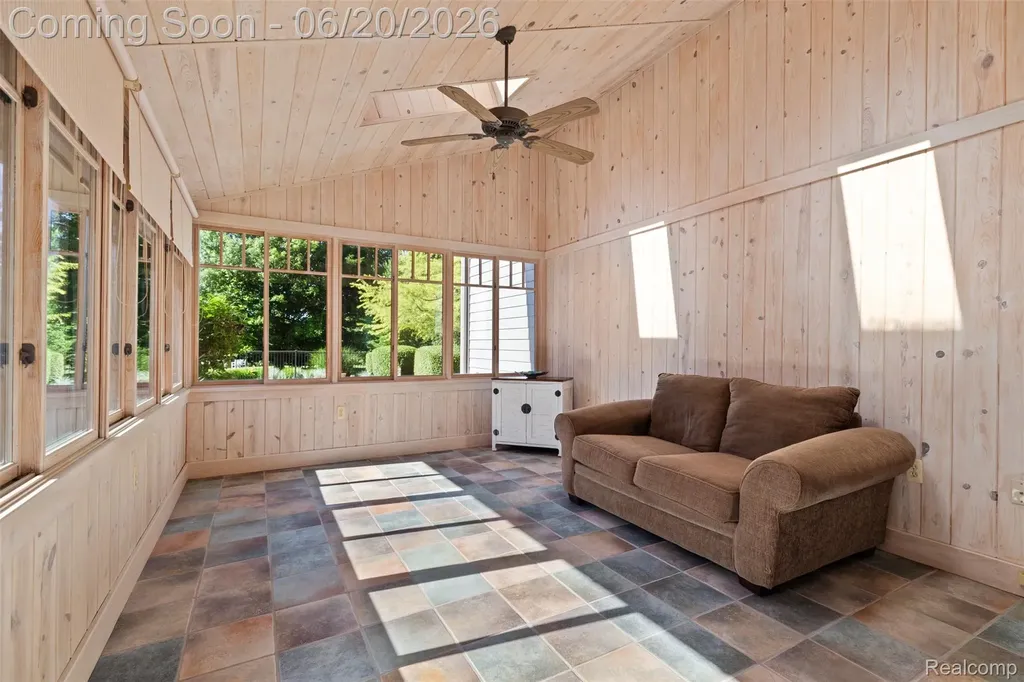 8861 Pleasantview Salem Township MI 48168