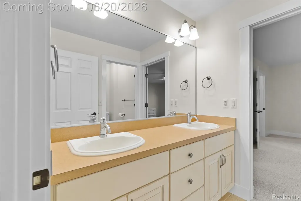 8861 Pleasantview Salem Township MI 48168