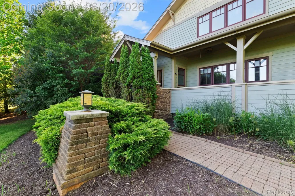 8861 Pleasantview Salem Township MI 48168