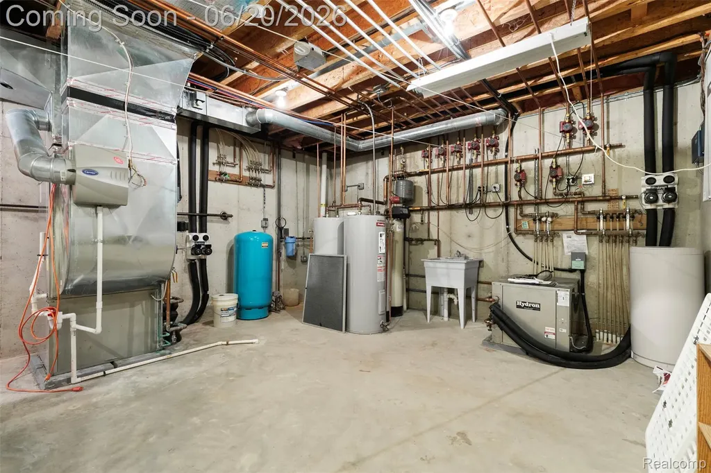 8861 Pleasantview Salem Township MI 48168