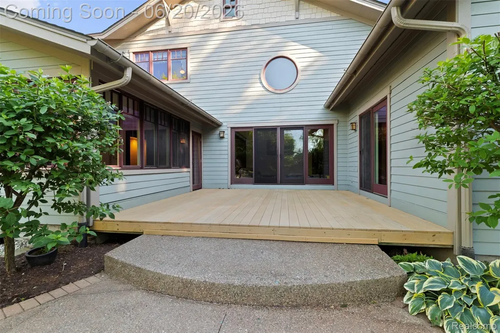 8861 Pleasantview Salem Township MI 48168