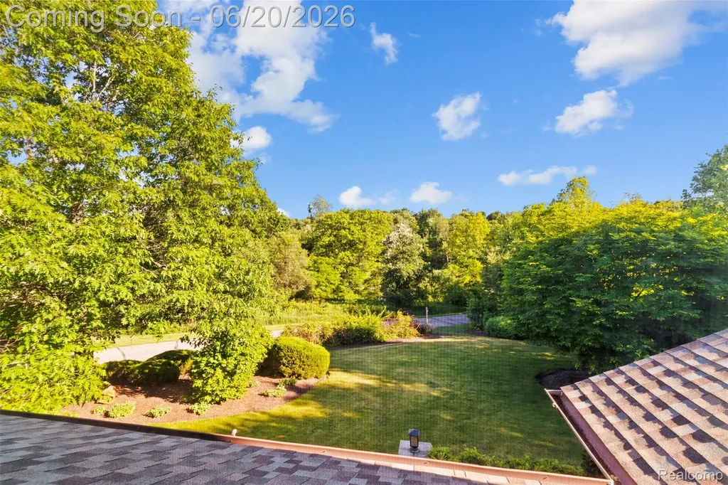 8861 Pleasantview Salem Township MI 48168