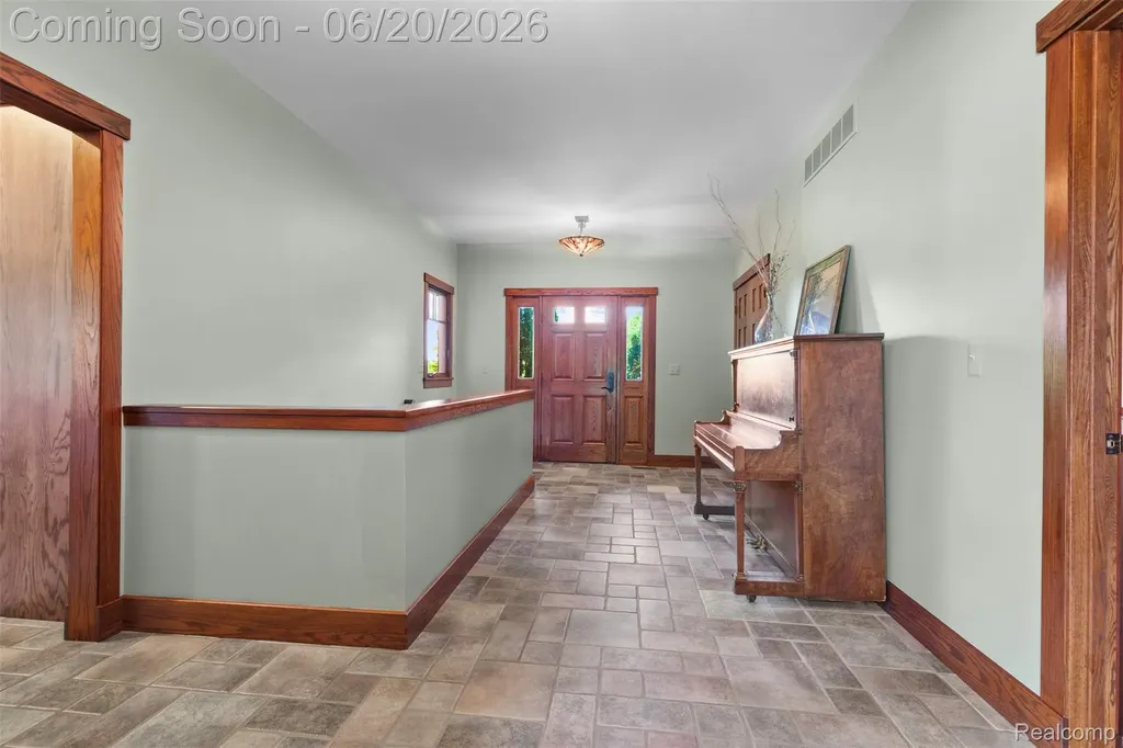 8861 Pleasantview Salem Township MI 48168