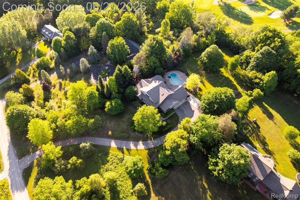 8861 Pleasantview Salem Township MI 48168
