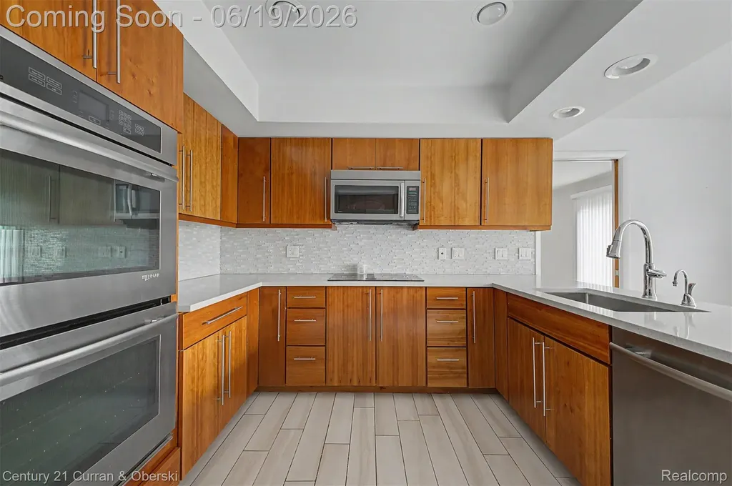 4231 Windridge Court West Bloomfield Charter Township MI 48323