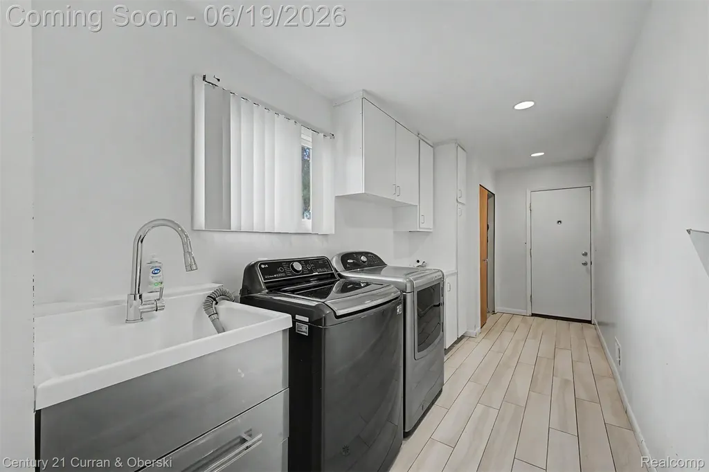 4231 Windridge Court West Bloomfield Charter Township MI 48323