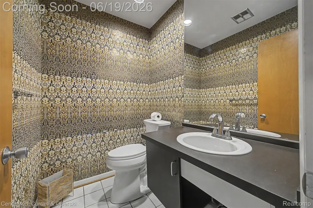4231 Windridge Court West Bloomfield Charter Township MI 48323