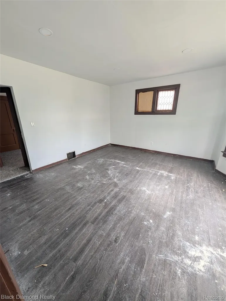 3049 Montclair Street Detroit City MI 48214