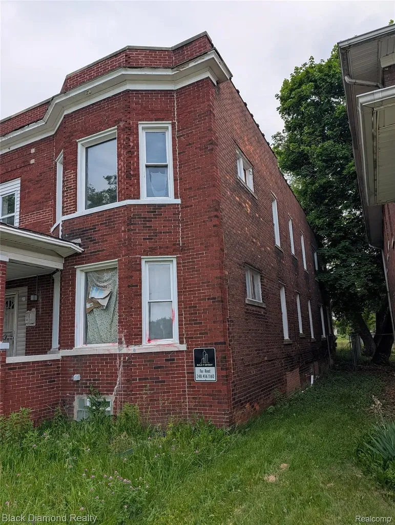 3049 Montclair Street Detroit City MI 48214