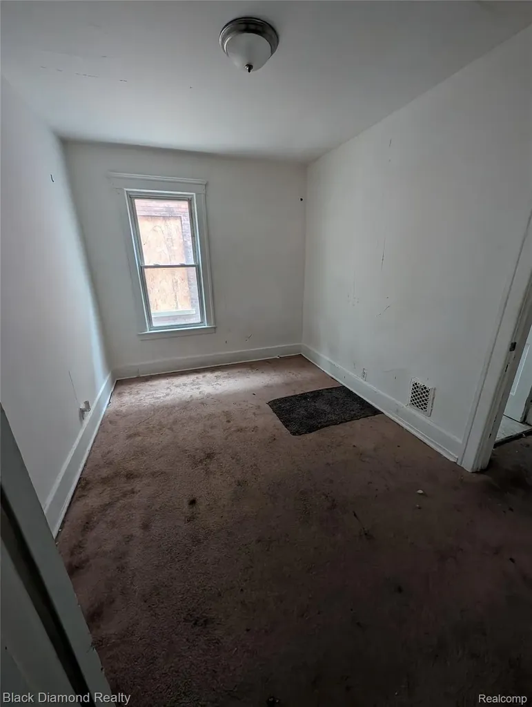 3049 Montclair Street Detroit City MI 48214