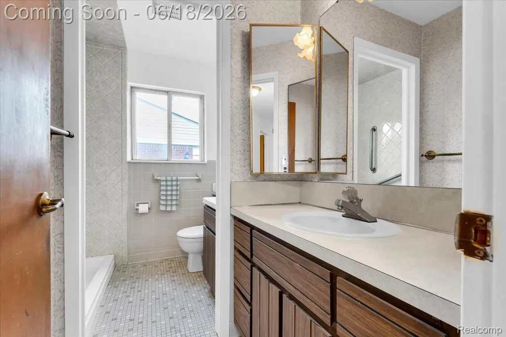 2638 Athena Drive Troy City MI 48083