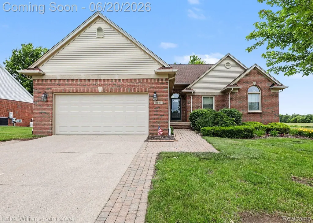 8183 Prestwick Lane Washington Township MI 48095