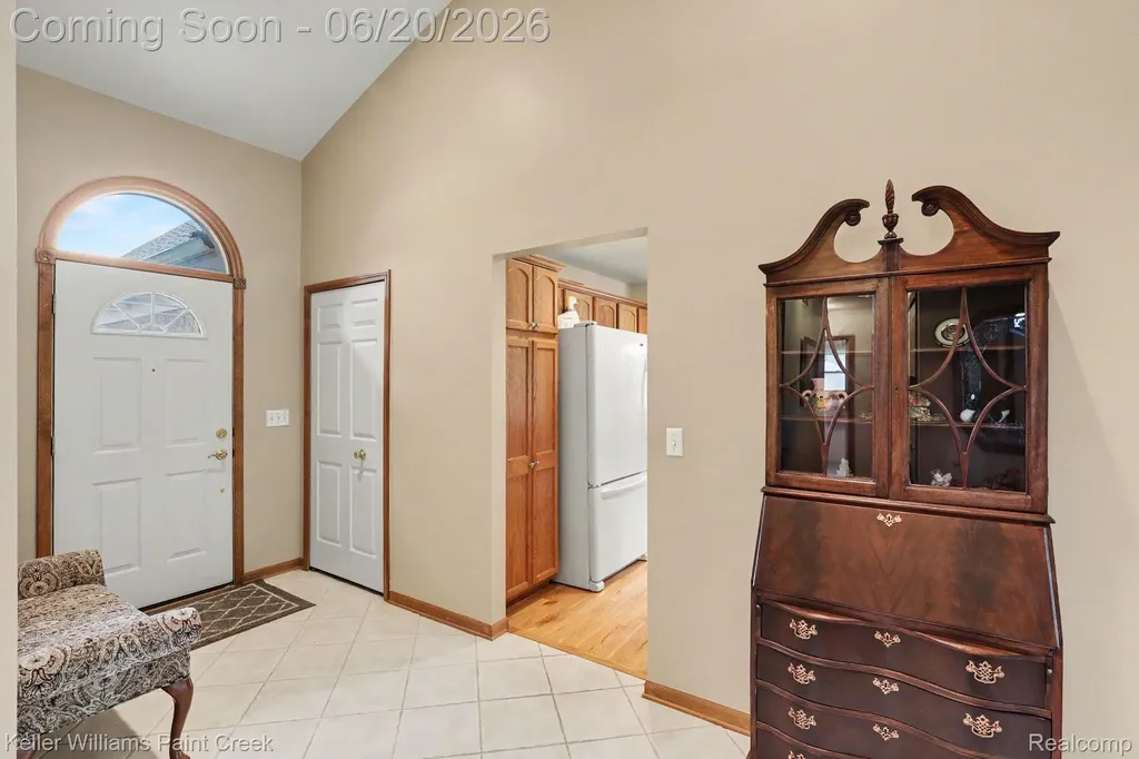 8183 Prestwick Lane Washington Township MI 48095