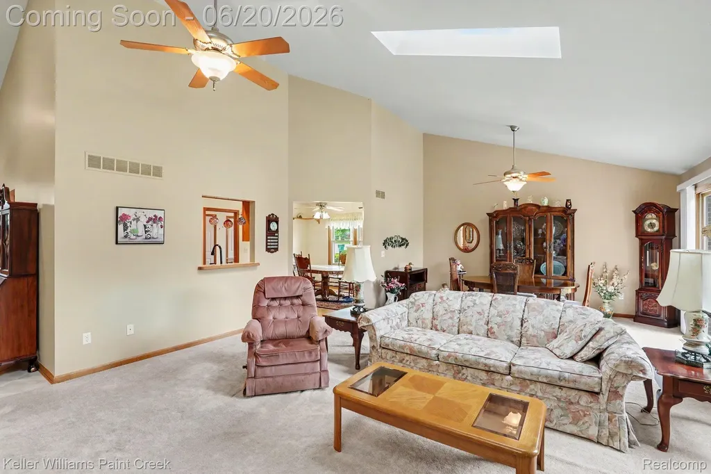 8183 Prestwick Lane Washington Township MI 48095