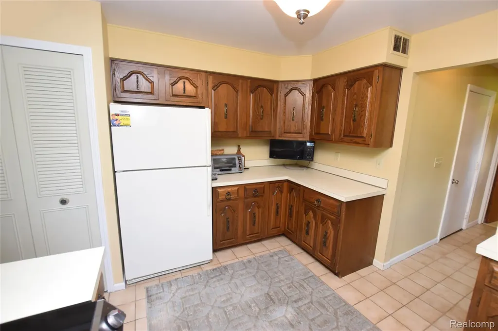 5340 Brobeck Street Flint Charter Township MI 48532