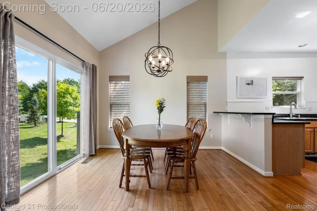 3305 Grove Lane Auburn Hills City MI 48326