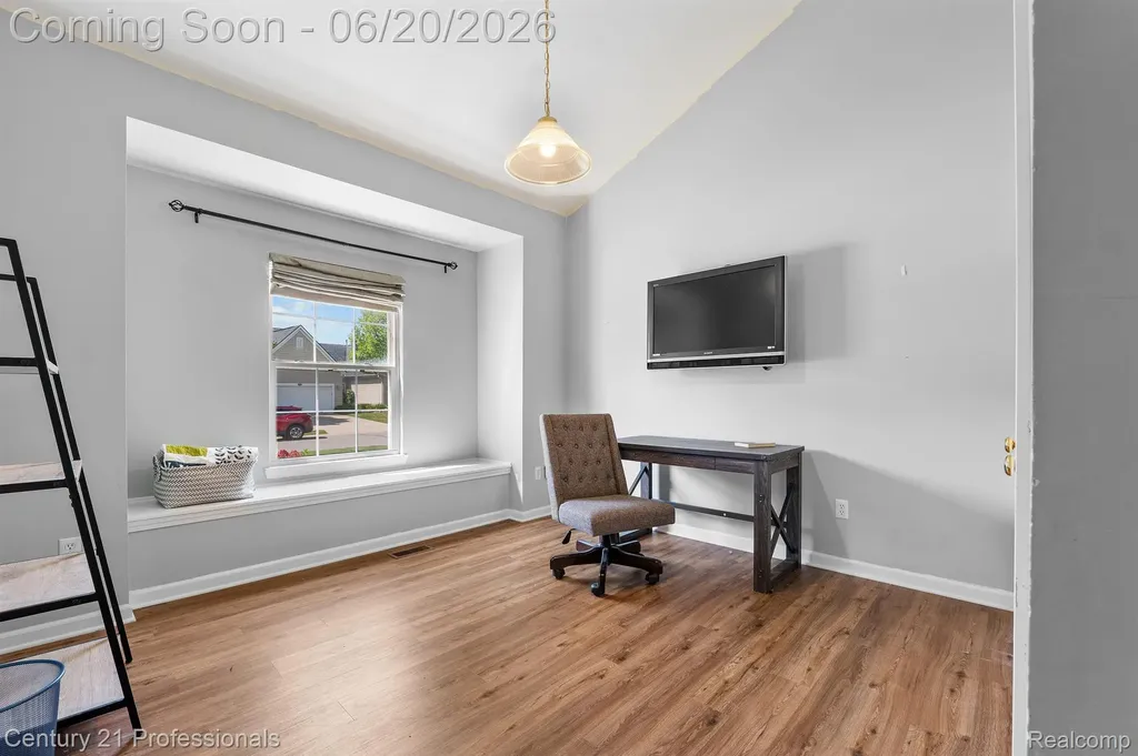 3305 Grove Lane Auburn Hills City MI 48326