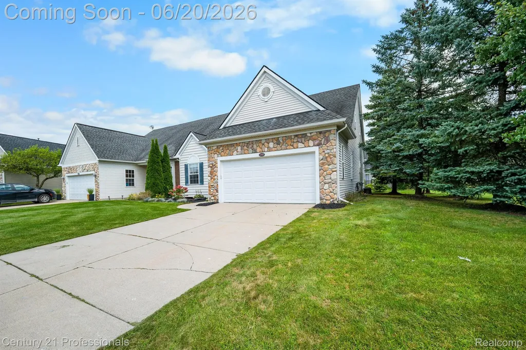 3305 Grove Lane Auburn Hills City MI 48326
