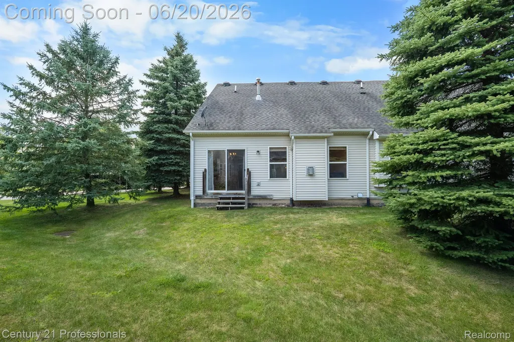 3305 Grove Lane Auburn Hills City MI 48326