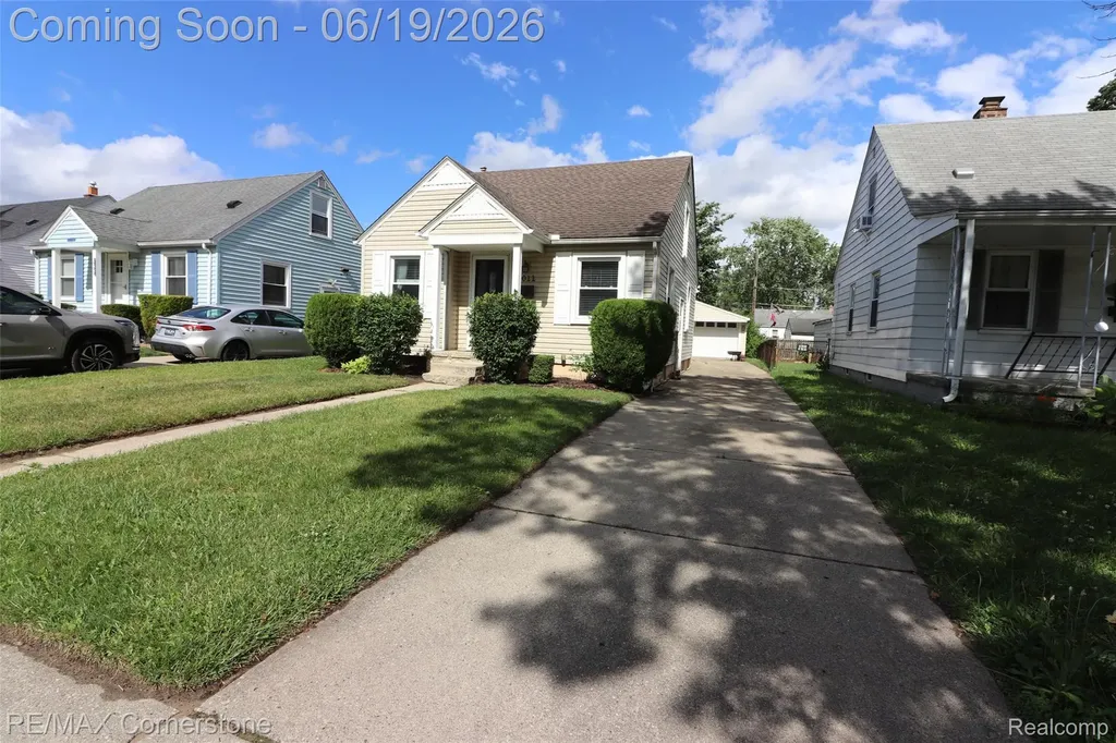 4011 Mildred Street Wayne City MI 48184