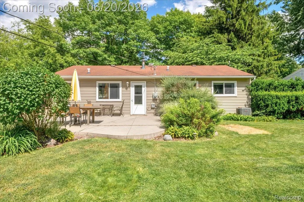 45451 Joseph Street Shelby Charter Township MI 48317