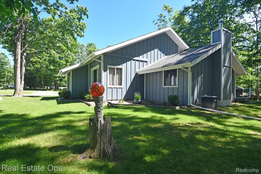 4092 N Pheasant Road Alcona Township MI 48742