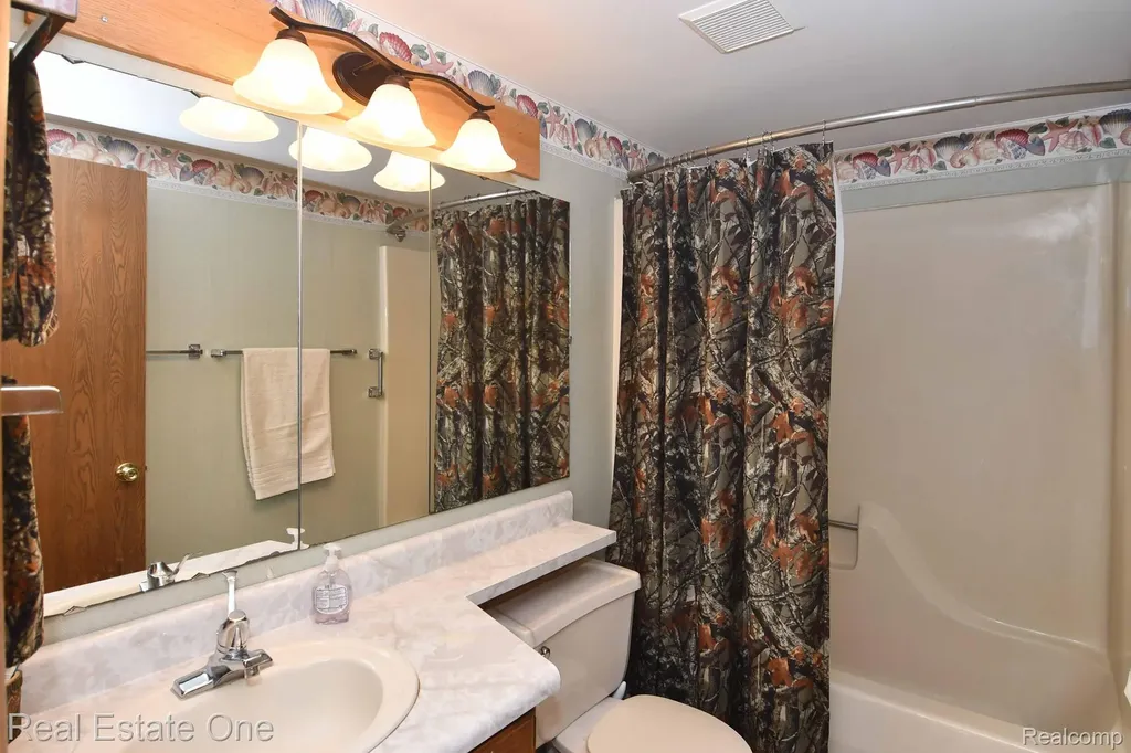 4092 N Pheasant Road Alcona Township MI 48742