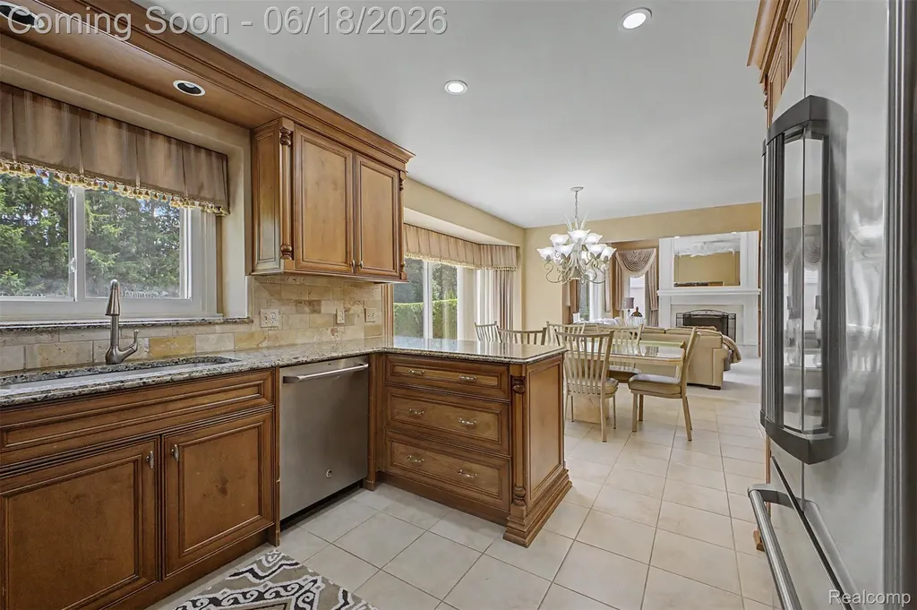 24024 Devonshire Drive Novi City MI 48374