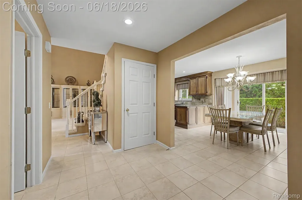 24024 Devonshire Drive Novi City MI 48374