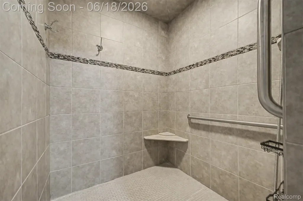 24024 Devonshire Drive Novi City MI 48374