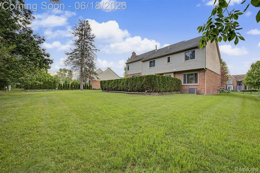 24024 Devonshire Drive Novi City MI 48374