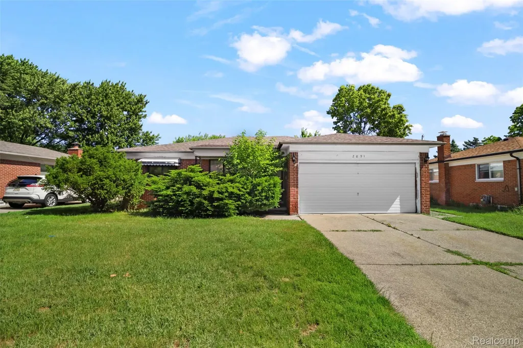 2891 Teasdale Drive Troy City MI 48083