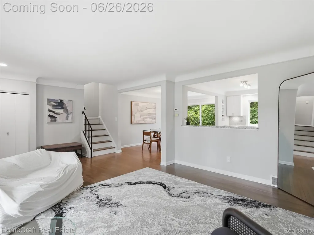 42047 Clemons Drive Plymouth Charter Township MI 48170