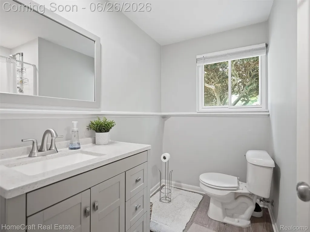 42047 Clemons Drive Plymouth Charter Township MI 48170