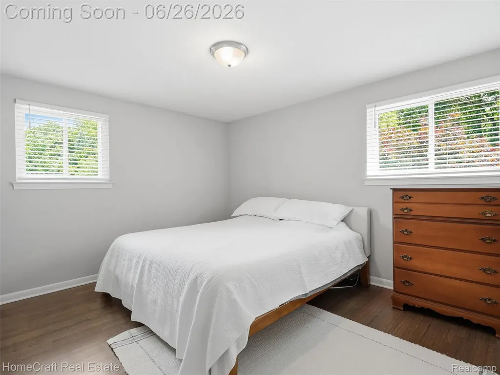 42047 Clemons Drive Plymouth Charter Township MI 48170