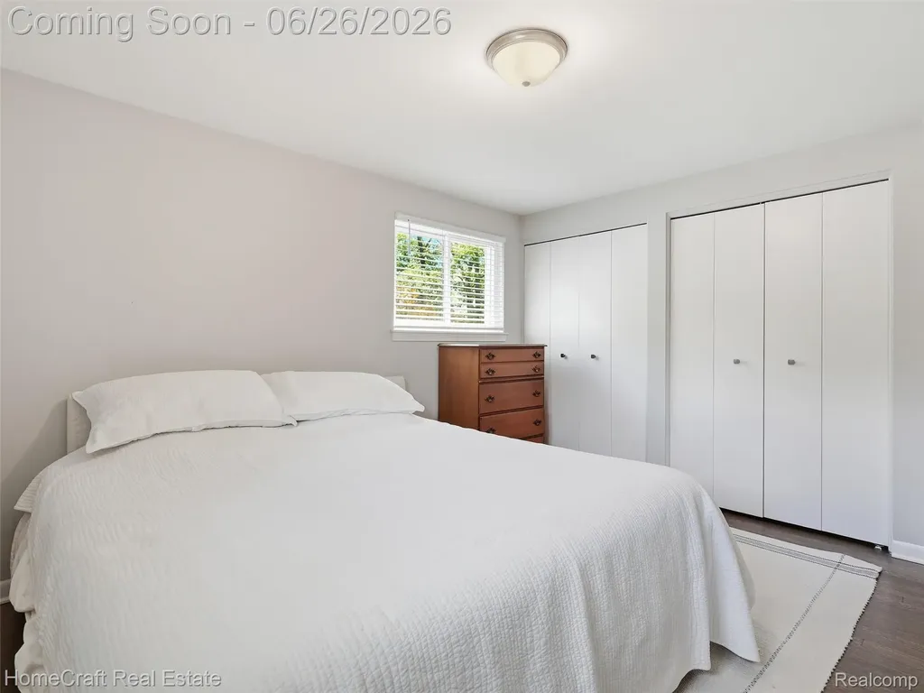 42047 Clemons Drive Plymouth Charter Township MI 48170