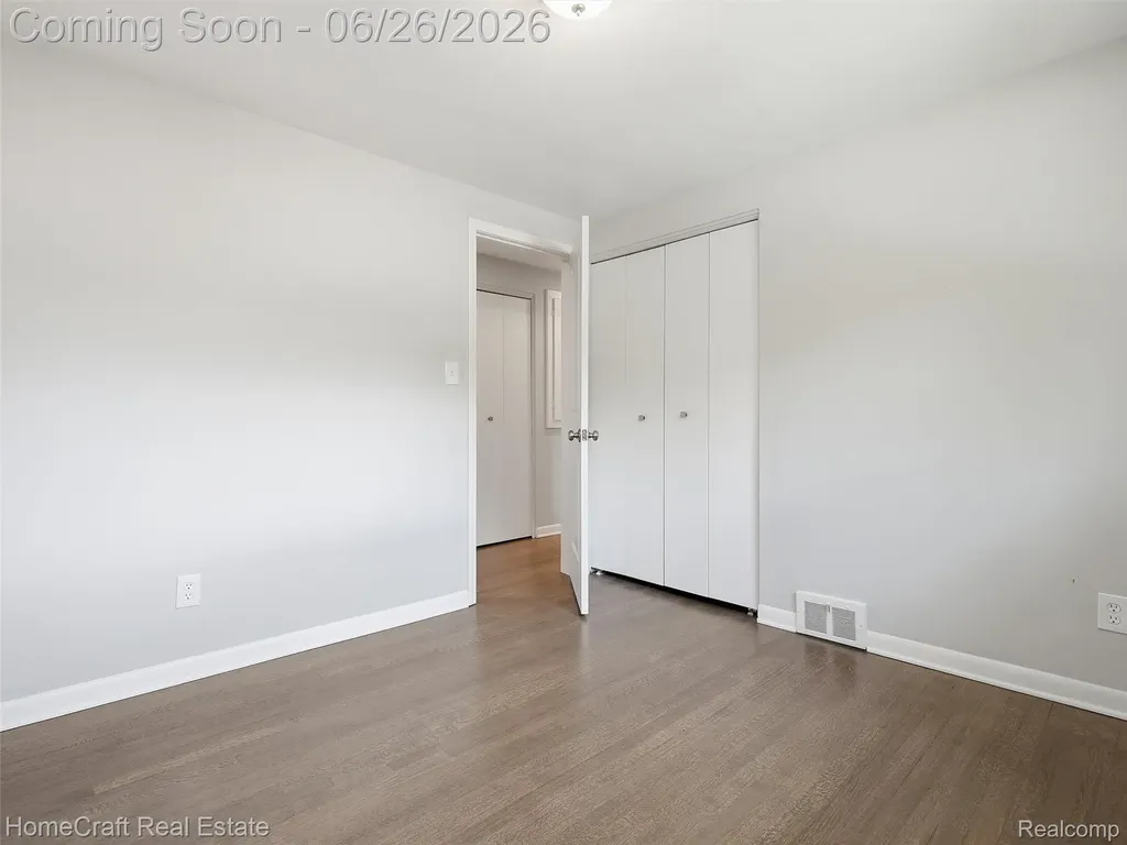 42047 Clemons Drive Plymouth Charter Township MI 48170