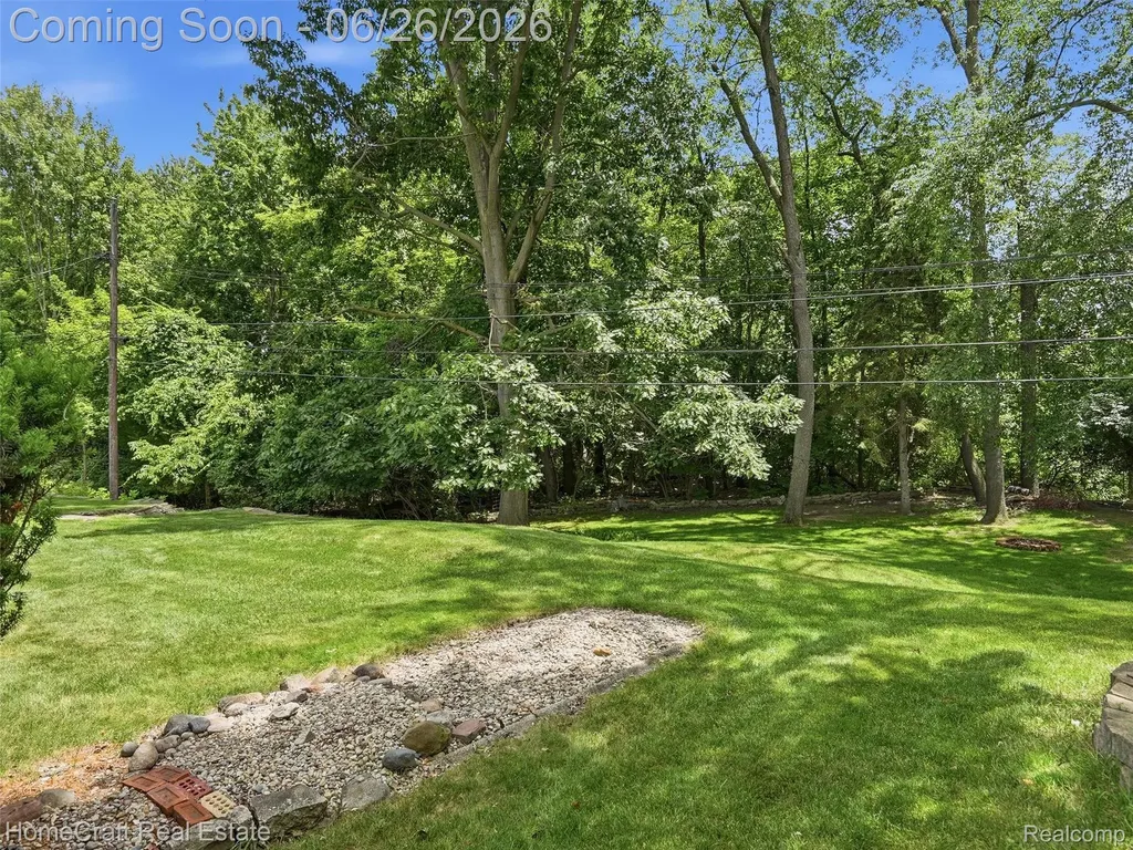 42047 Clemons Drive Plymouth Charter Township MI 48170