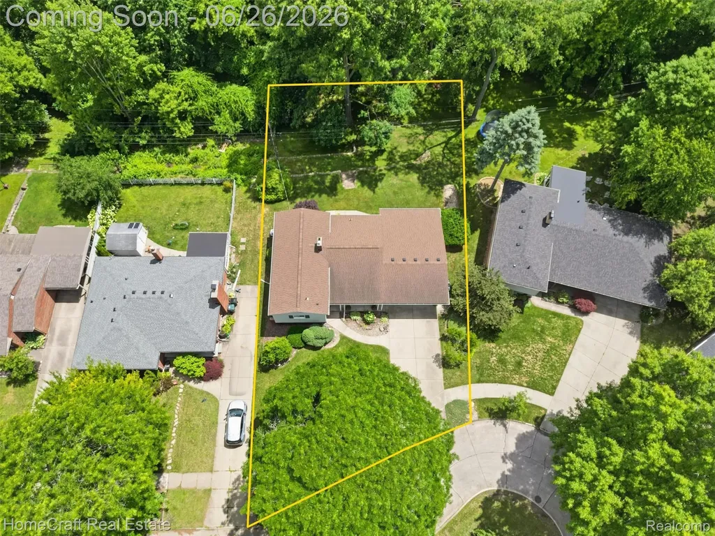 42047 Clemons Drive Plymouth Charter Township MI 48170