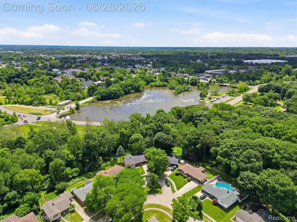 42047 Clemons Drive Plymouth Charter Township MI 48170