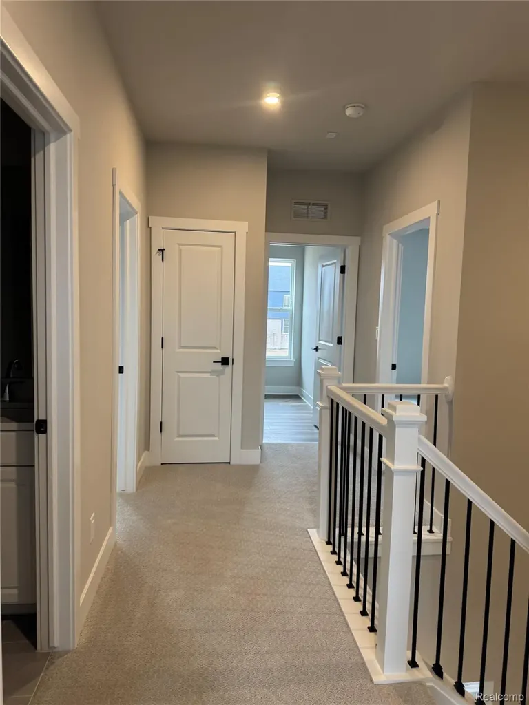 2417 Provencal Drive Commerce Charter Township MI 48382