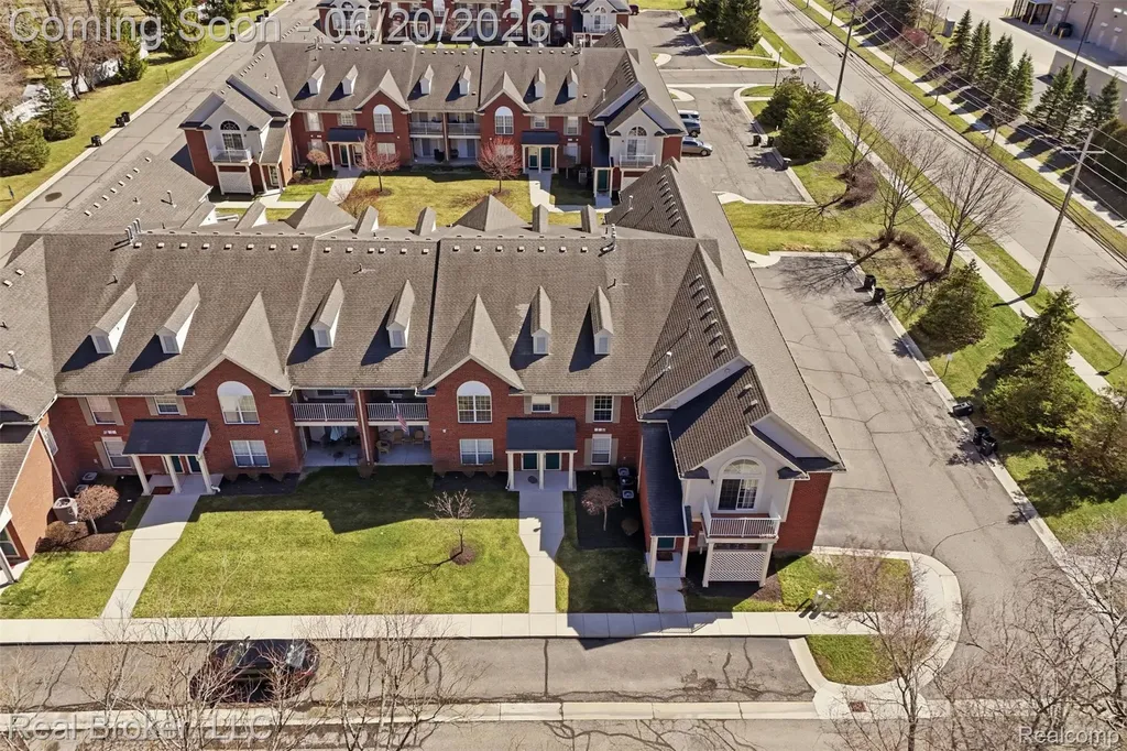29717 Nottingham Circle Livonia City MI 48152