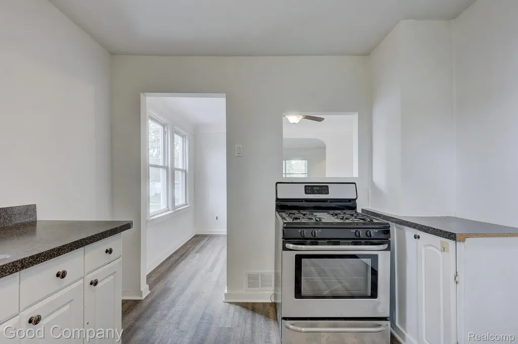1936 Farrow Street Ferndale City MI 48220