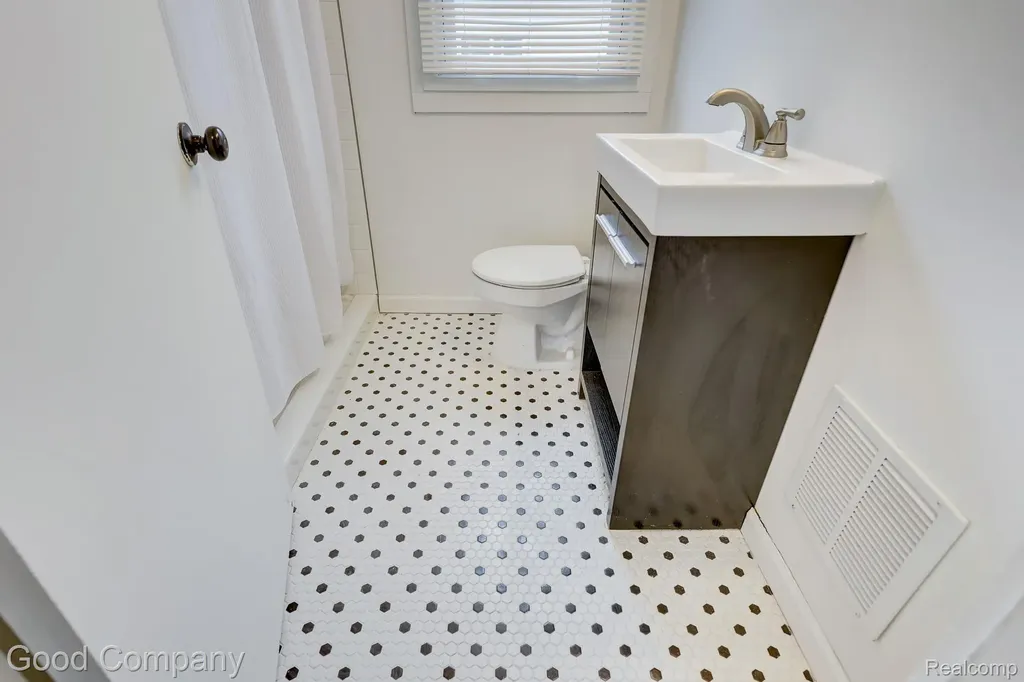1936 Farrow Street Ferndale City MI 48220