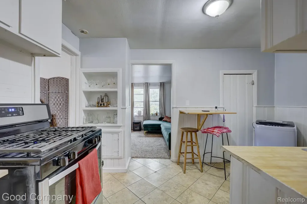 1936 Farrow Street Ferndale City MI 48220
