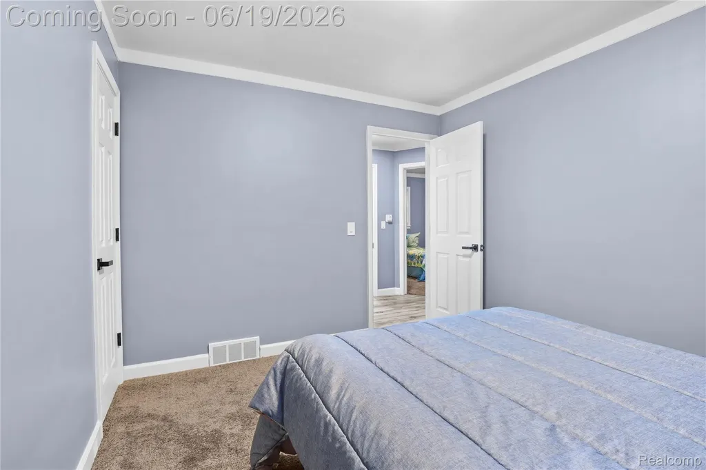 24241 Coolidge Highway Oak Park City MI 48237