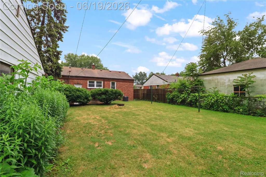 24241 Coolidge Highway Oak Park City MI 48237